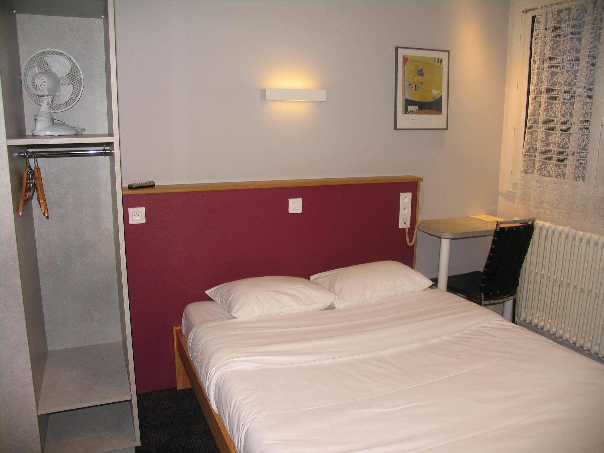 Hotel Saint Jean Bourges Exterior foto
